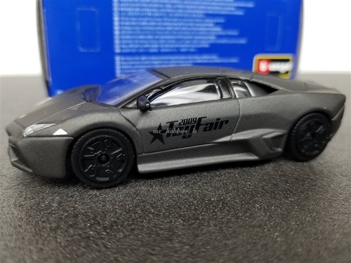 LAMBORGHINI REVENTON 2009 TOY FAIR NEW YORK STREET FIRE DIE CAST 1/43 BY BbURAGO - Picture 4 of 5