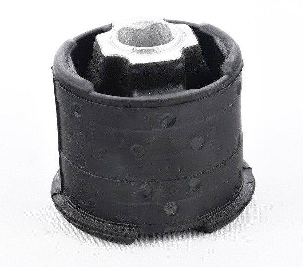 NEW BMW 7 E65 REAR SUSPENSION SUBFRAME BUSHING 33316770750 6770750 