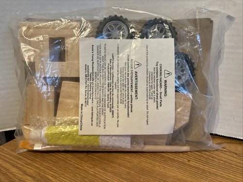 New Sealed Annies Young Woodworkers Kit Club Choose One or build Your Own Lot - Picture 6 of 24