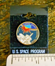 NASA SPACE SHUTTLE DISCOVERY STS-56 MISSION PIN ( NEW WITH TAGS)