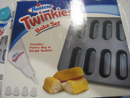 Hostess Twinkies Bake Set~Pan with Pastry Bag and Instructions~LBDK5 - 第 1/7 張圖片