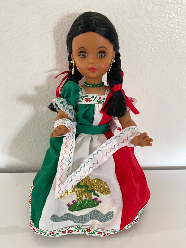 Vintage Típicas Mexican Doll Dolly 13” 