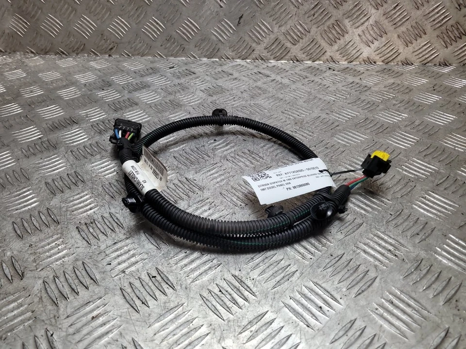 CITROEN DISPATCH 2016-2021 WIRING LOOM FOR WIPER MOTOR 9813866080 - Image 3 of 4