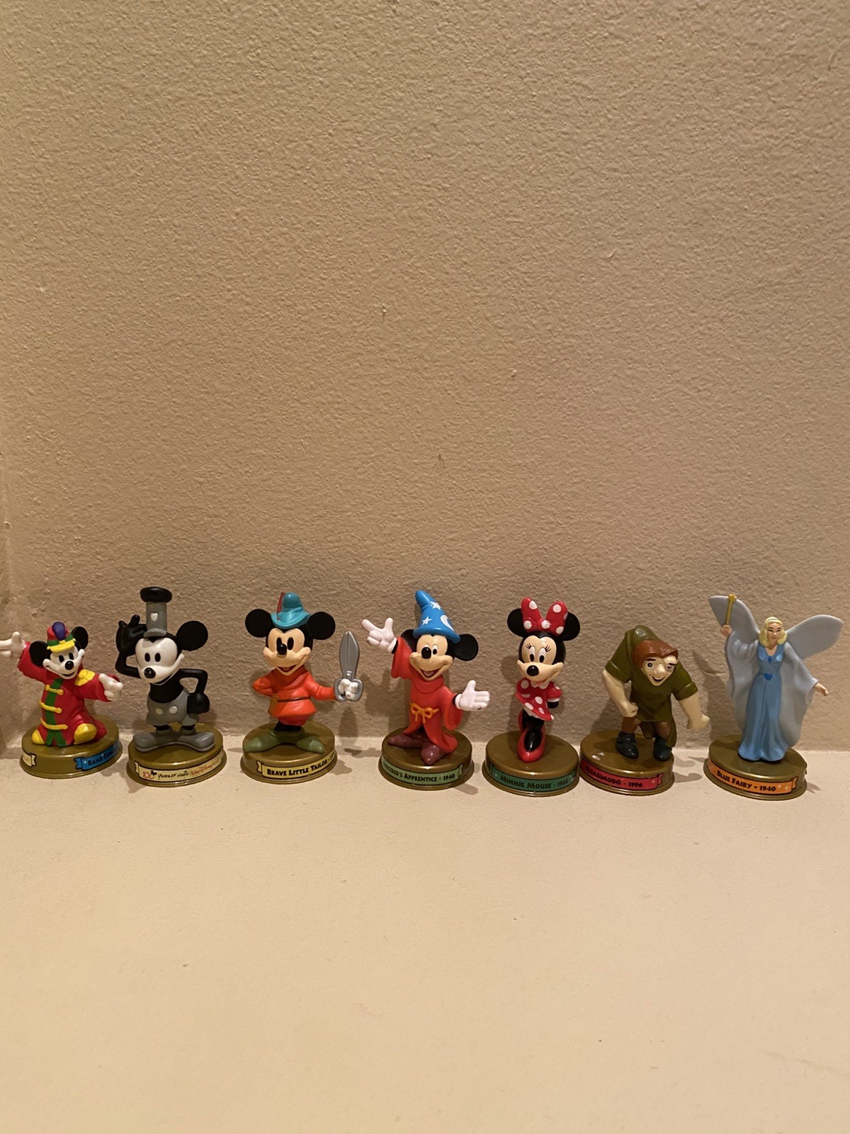 Disney 100 Years of Magic Collectibles Mickey/Minnie McDonald's 2002 Lot of 7