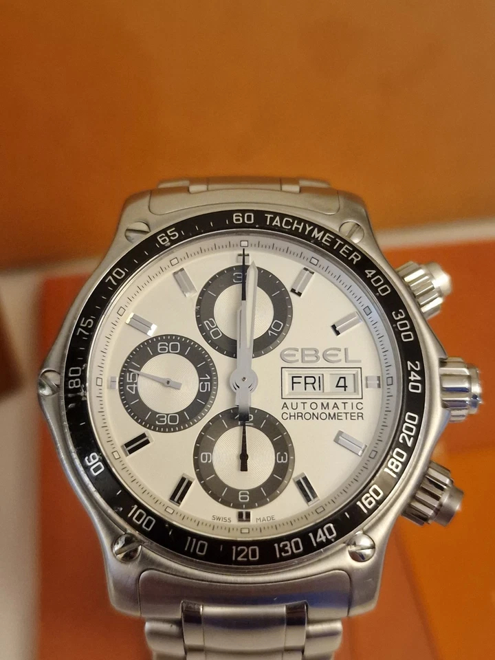 Reloj suizo cronógrafo EBEL 1911 Discovery COSC. E9750L62. Plata. Foto 2 de 4