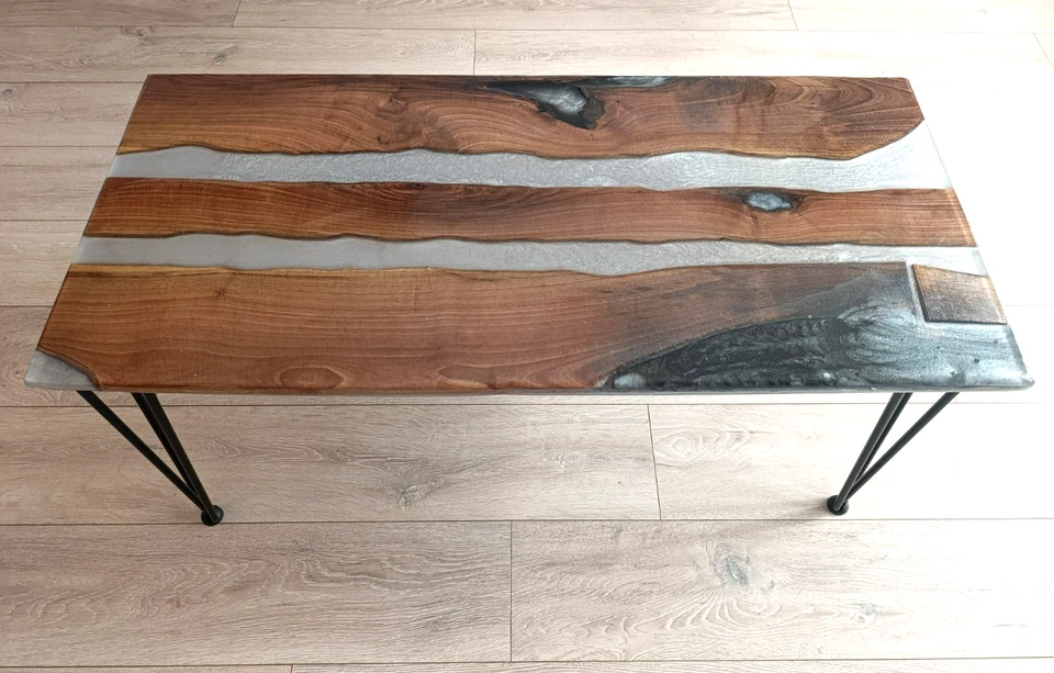 Tavolino Da Salotto In Legno E Resina Epossidica - River Table Realizzato a mano - Immagine 4 di 4