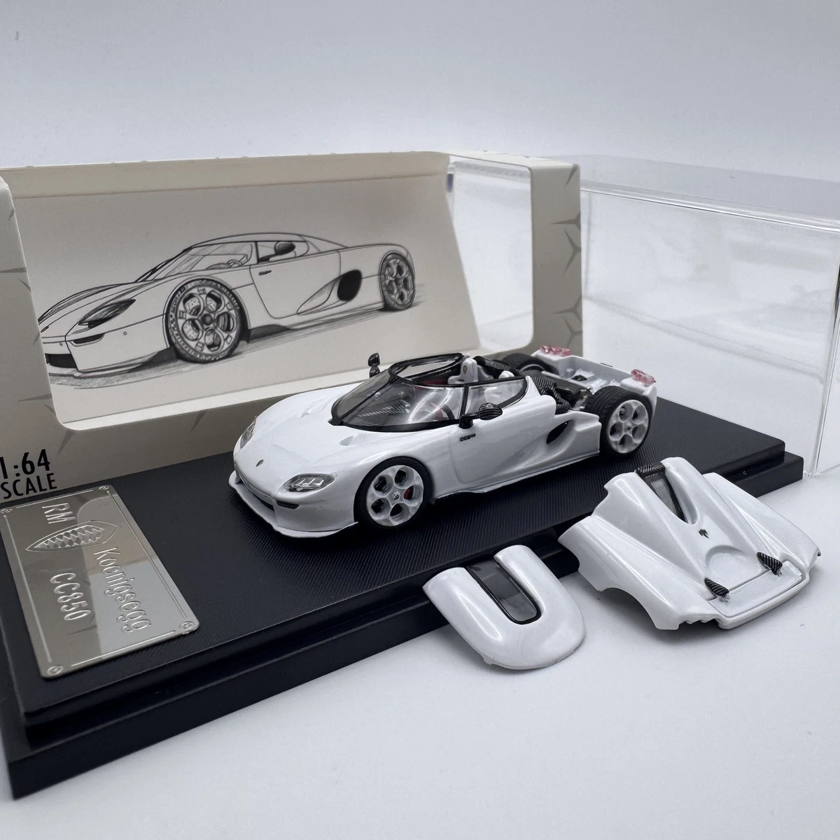 1/64ミニカー　レジン製2台セット コニグセグ AUTOart 1/64 ケ－ニグセグ One：1 （オレンジ／カーボン・ブラック