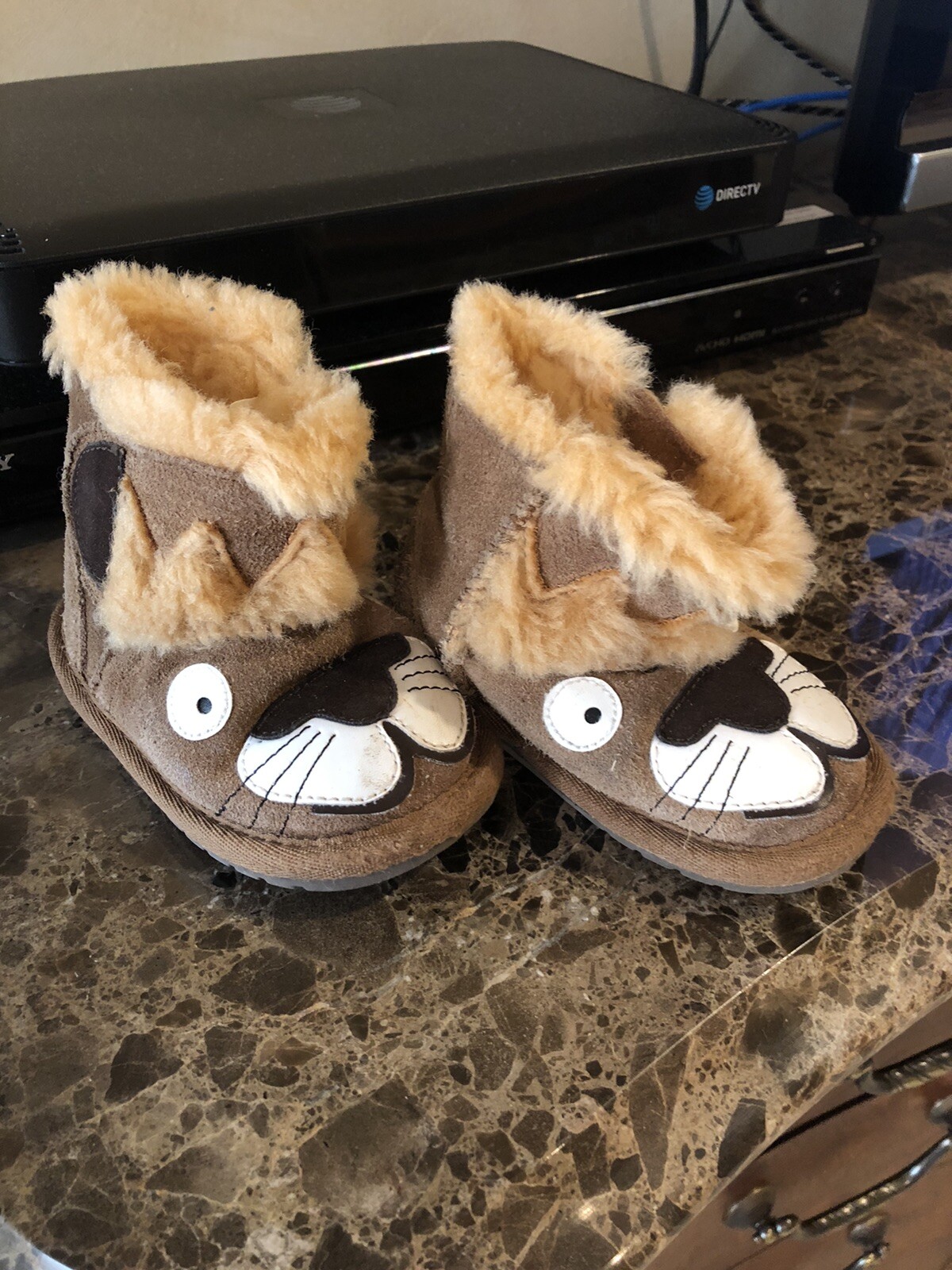 Emu Australia boys boots size 18 to 24 
