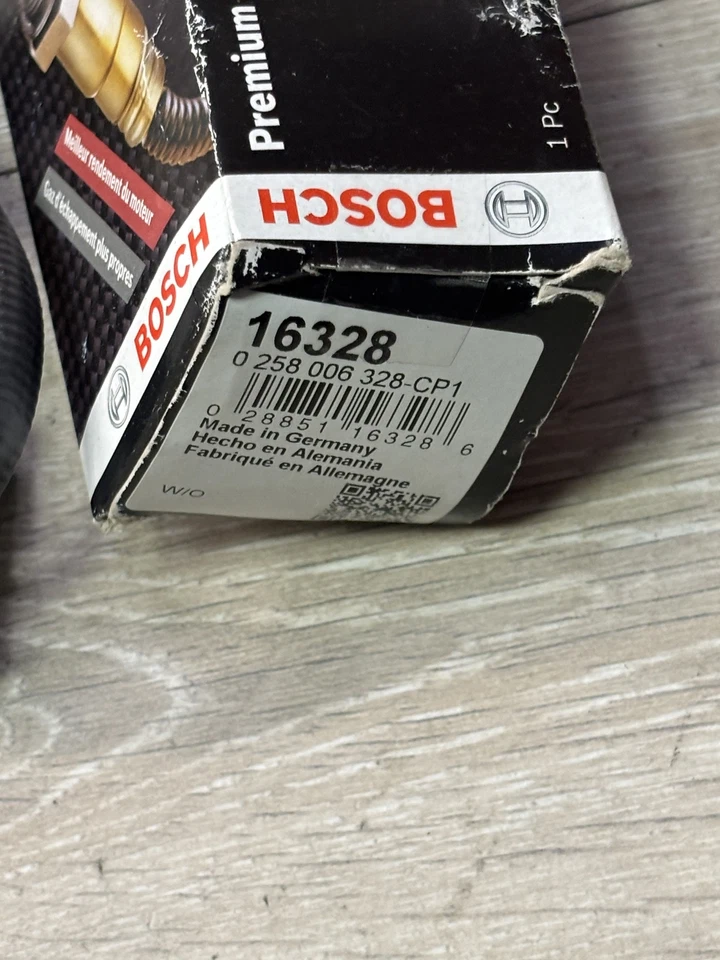 Sensor de oxígeno Bosch 16328 para BMW Mercedes-Benz 323i 525i 525xi 528i 2001-2018 Foto 2 de 3