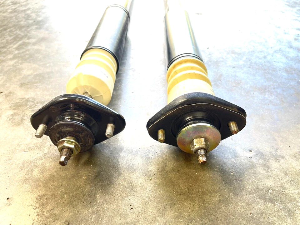 01-06 JUEGO AMORTIGUADOR PUNTAL SUSPENSIÓN TRASERA IZQUIERDA Y DERECHA BMW 330ci 330i E46 LOTE FCS214 Foto 3 de 4