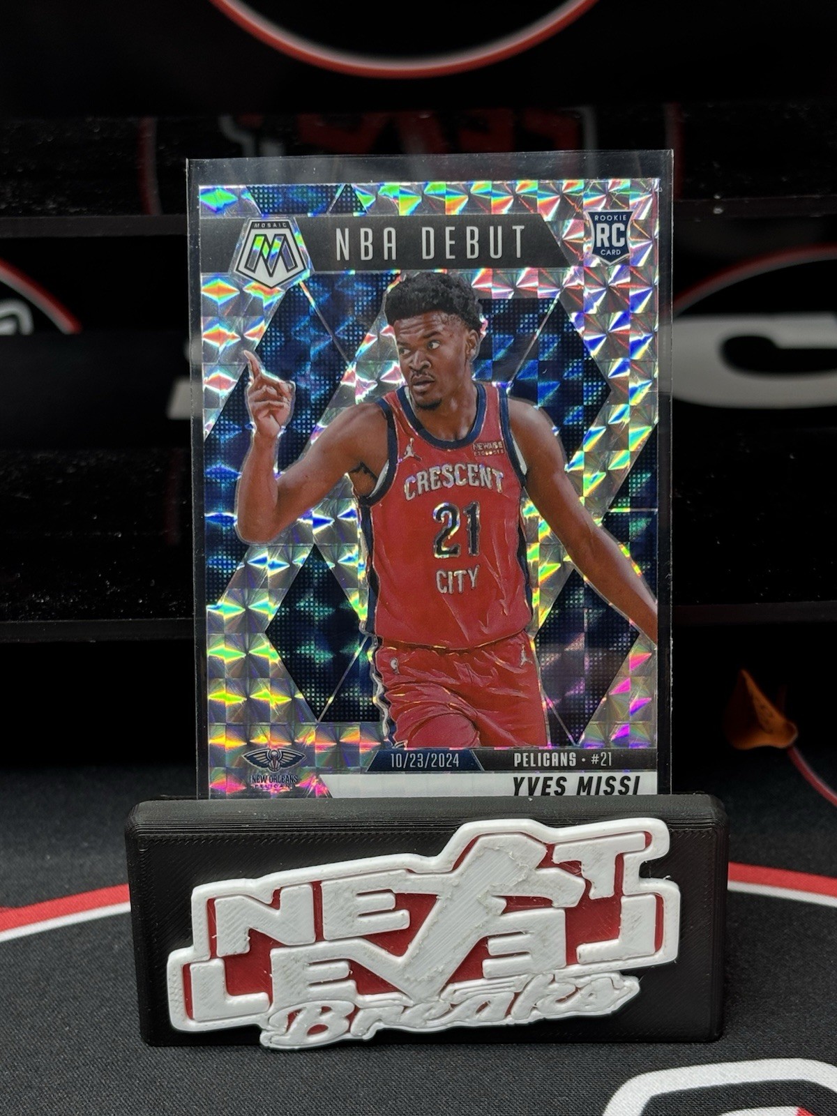 2024-25 Panini-Mosaic Basketball Yves Missi RC Silver Prizm NBA Debut #255