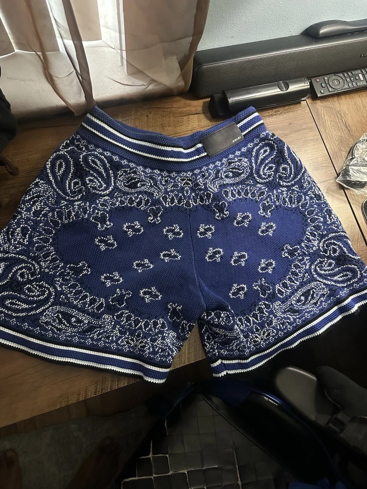 Pantalones Cortos de Baloncesto Amiri Para Hombre Medianos Azul Bandana Paisley Foto 2 de 4