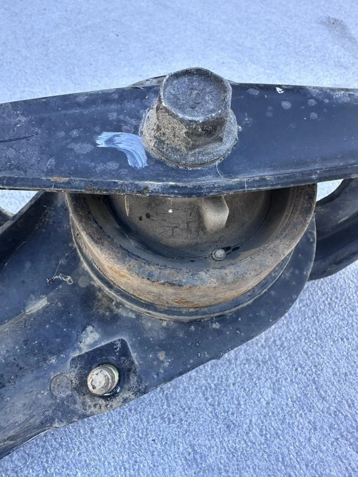 2000 ACURA RL LEFT DRIVER SIDE REAR LOWER CONTROL ARMS PAIR - Image 2 of 4