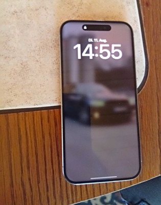 Apple iPhone 15 Pro 128 GB Weiß 5G iOS Stil Slate MTUW3QL/A