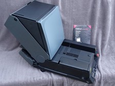 REFLECTA Diamator AFM Type 1003 Slide Projector with Mounted Screen