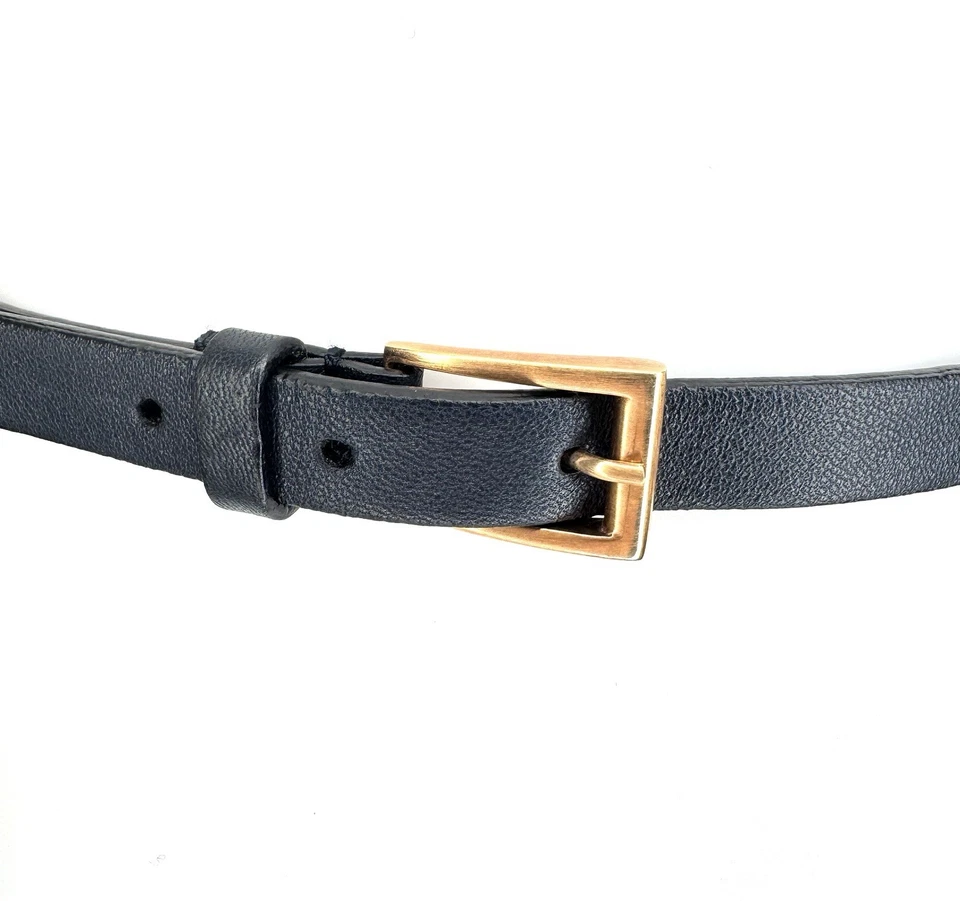 Cinturón ajustado Prada talla S M cuero negro herrajes oro rosa Foto 4 de 4