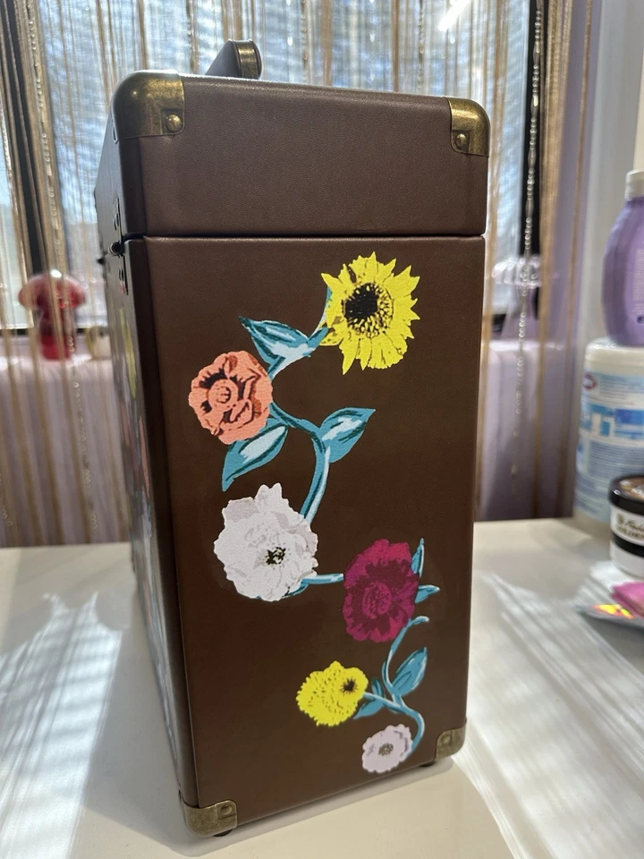 Taylor Swift HANDMADE Acoustic Set Piano Flowers Vinyl Records Storage Case - Image 2 of 4