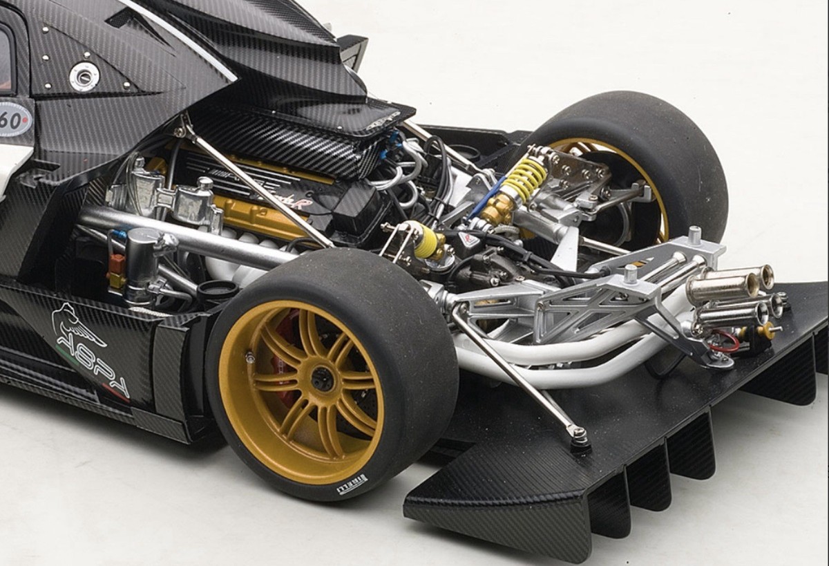 AUTOart 1/18 Pagani Zonda Revolucion (As New Condition) | eBay