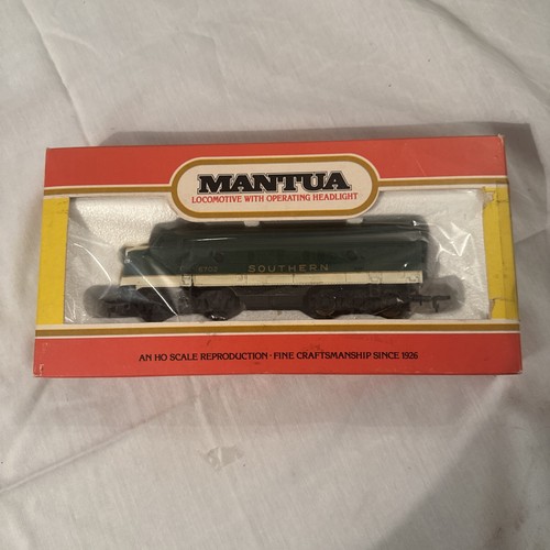 Locomotora Mantua con faro doble motor F7A 6702 Southern nuevo stock antiguo | Zustand: New: Other (See Details)