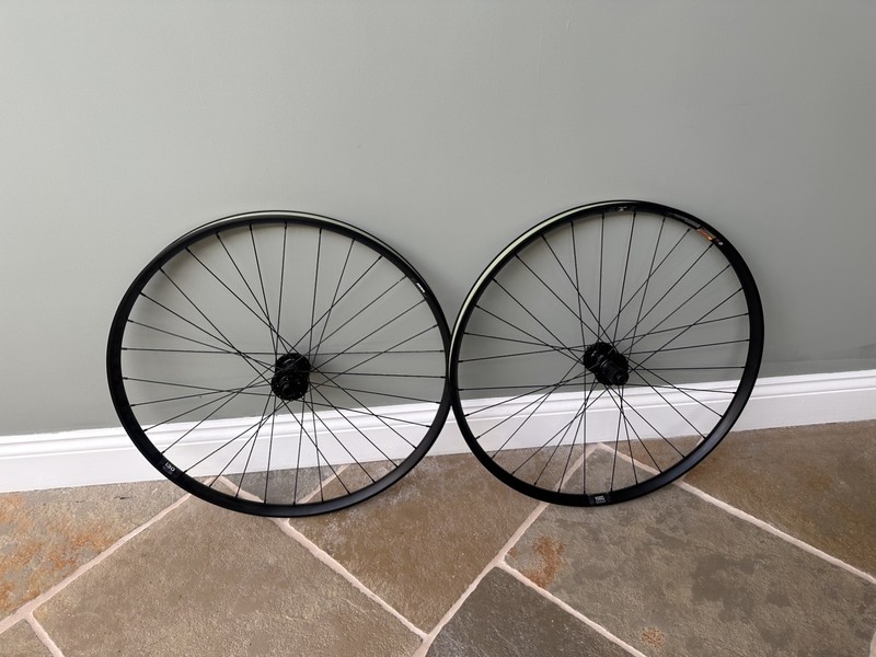 WTB ST i30 Mullet Boost Tubeless Ready Wheelset - Shimano HG - 6 Bolt Disc