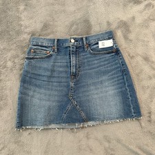 NWT Gap Denim Mini Skirt Women's size 6 28 Raw Hem