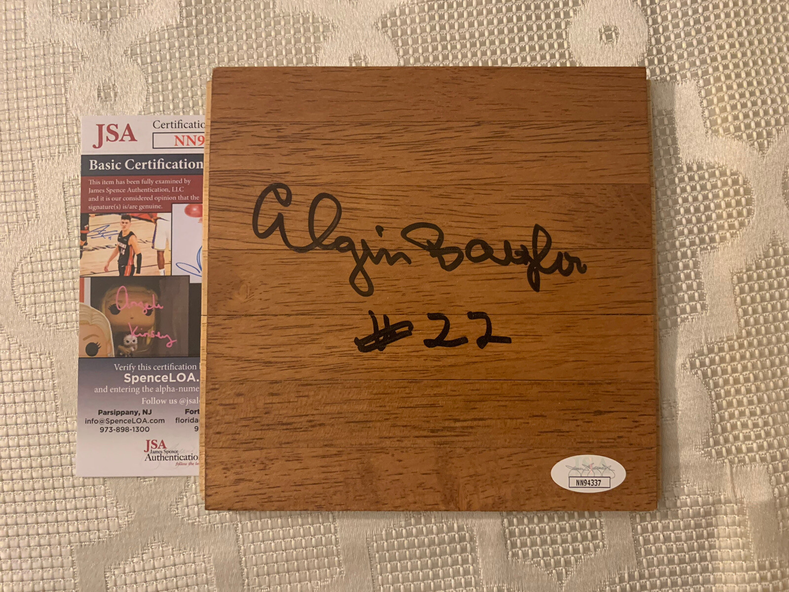 Elgin Baylor Basketball signed 6 x 6 Wood floor tile JSA Authenticated COA 