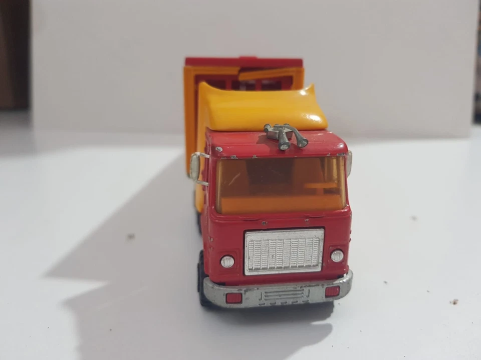 MAJORETTE FUST TRUCKING ECH 1/60 CAMION Vintage - Immagine 2 di 4