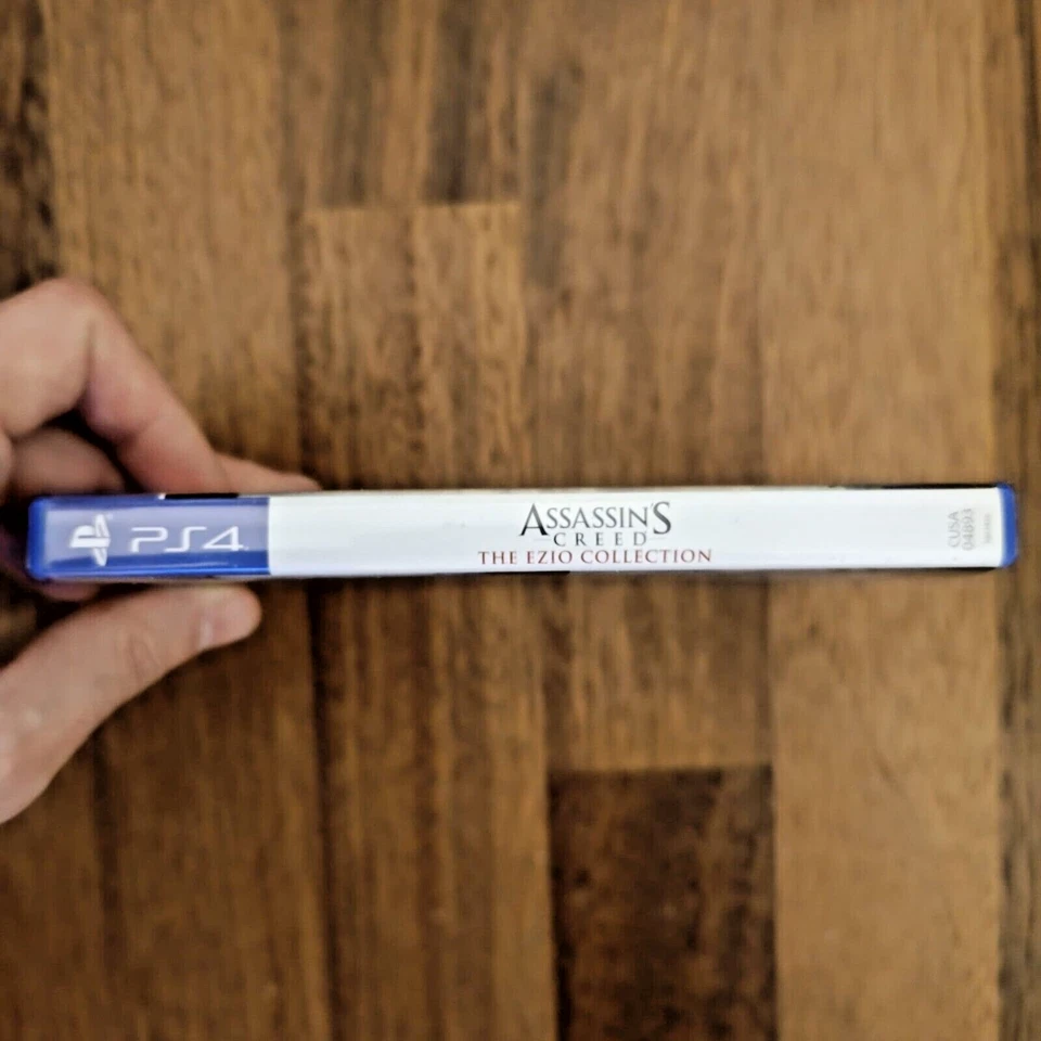 ASSASSIN'S CREED THE EZIO COLLECTION PS4 Sony Playstation 4 CONDIZIONI OTTIME🎮 - Immagine 3 di 4