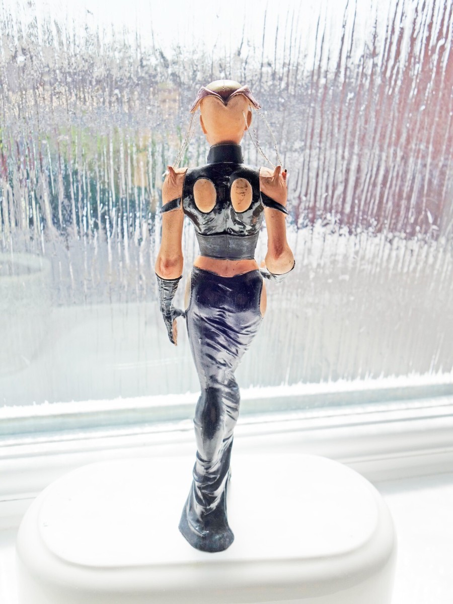 NECA Reel Toys Hellraiser Series 2 Angelique Cenobite Figure RARE