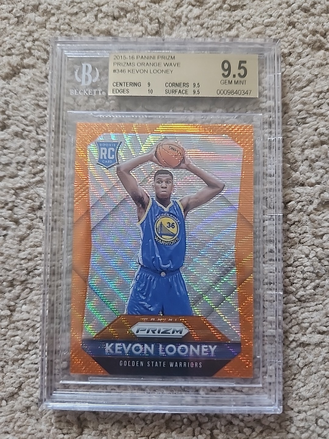 2015-16 PANINI PRIZM #346 KEVON LOONEY ORANGE WAVE RC Becket 9.5