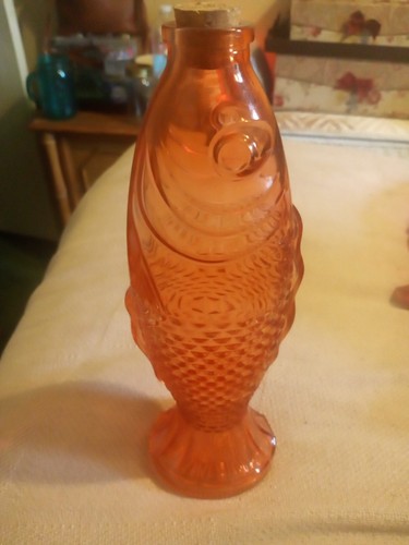 Vintage Fish Shaped Glass Decanter Bottle Peach Salmon Color Italy Cevin - Picture 5 of 7