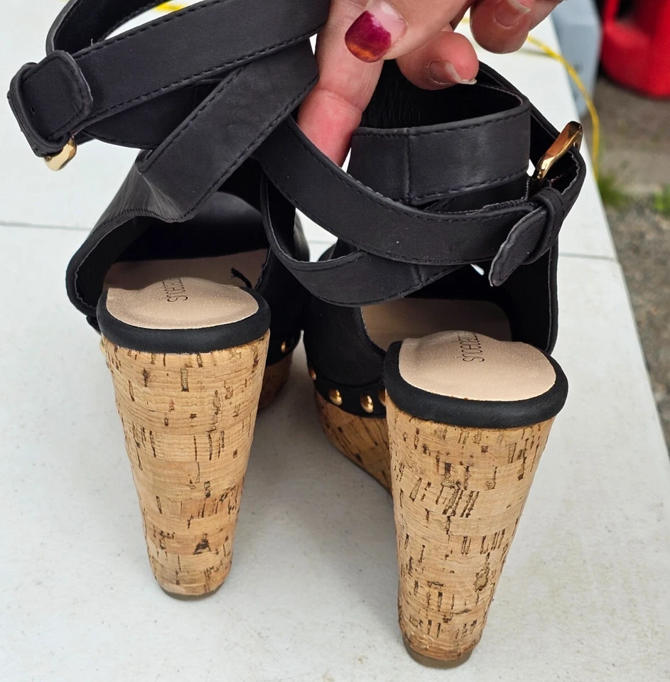 Zapatos de gamuza negro/madera cuña al tobillo talla 7,5 tacones Foto 4 de 4