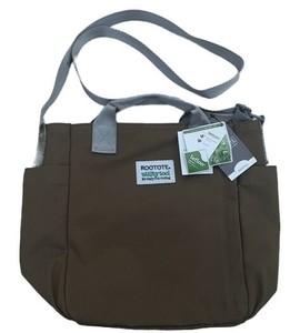 tote bag inside pockets