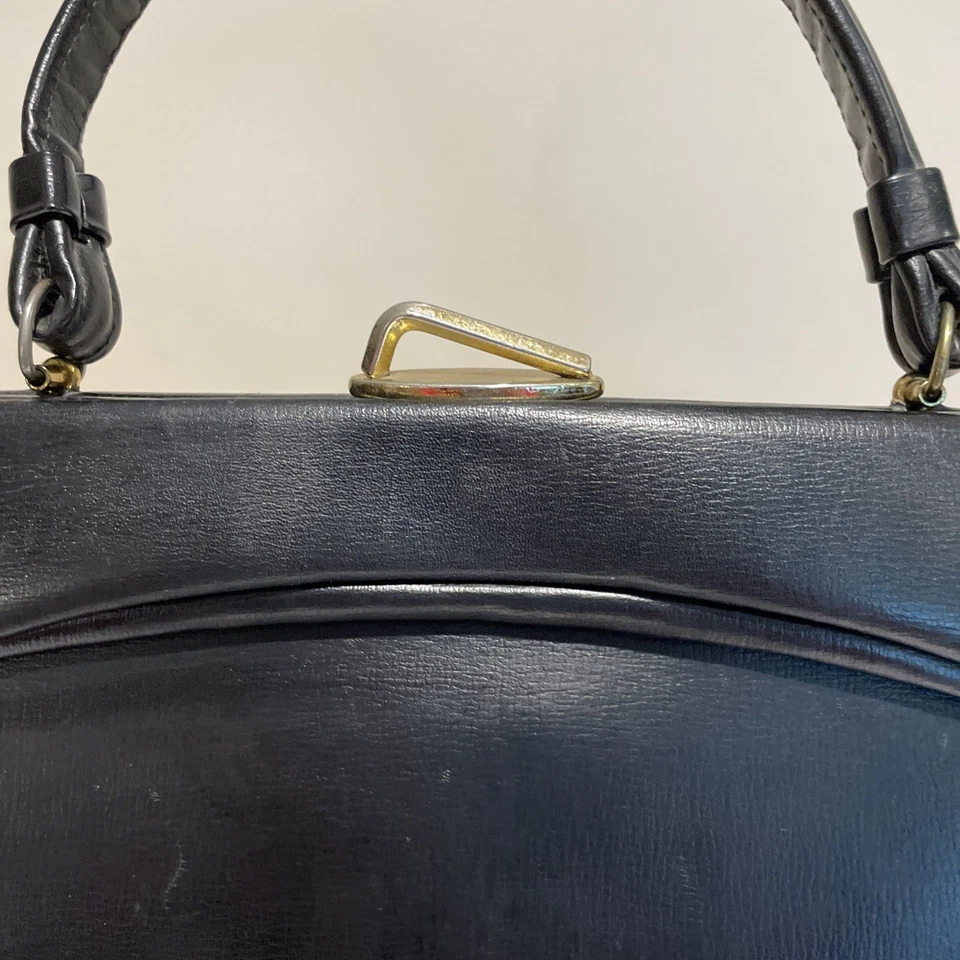 Vintage Top Handle Structured Purse Handbag Kiss Lock Black Grace Kelly 1960s - Image 2 of 4