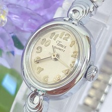 Orologio TIMEX Quarzo Donna Bracciale Quadrante Crema Cassa Ovale Tono Argent...
