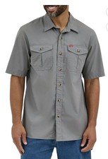 Wrangler Men s Short Sleeve Button-Down Shirt NWT Relaxed Fit XL