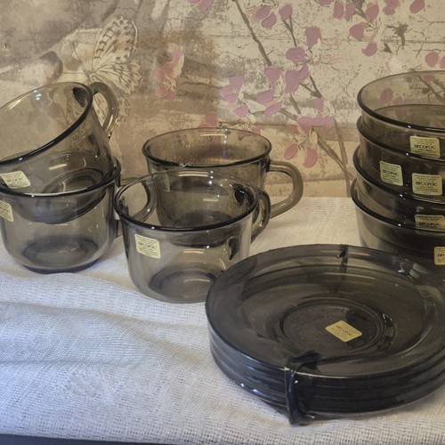 Arcoroc Cups ,bowls And Saucers VINTAGE - Picture 3 of 19