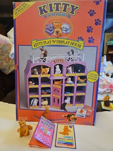 Vintage Kitty In My Pocket Kitty Play N Display House Set COMPLETE - Picture 1 of 21
