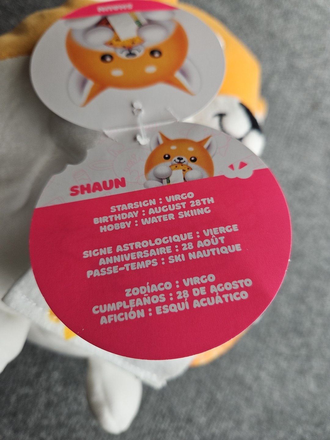 Zuru Snackles Series 2 Shaun The Dog Holding Subway Cookie 8" Plush NEW (C)