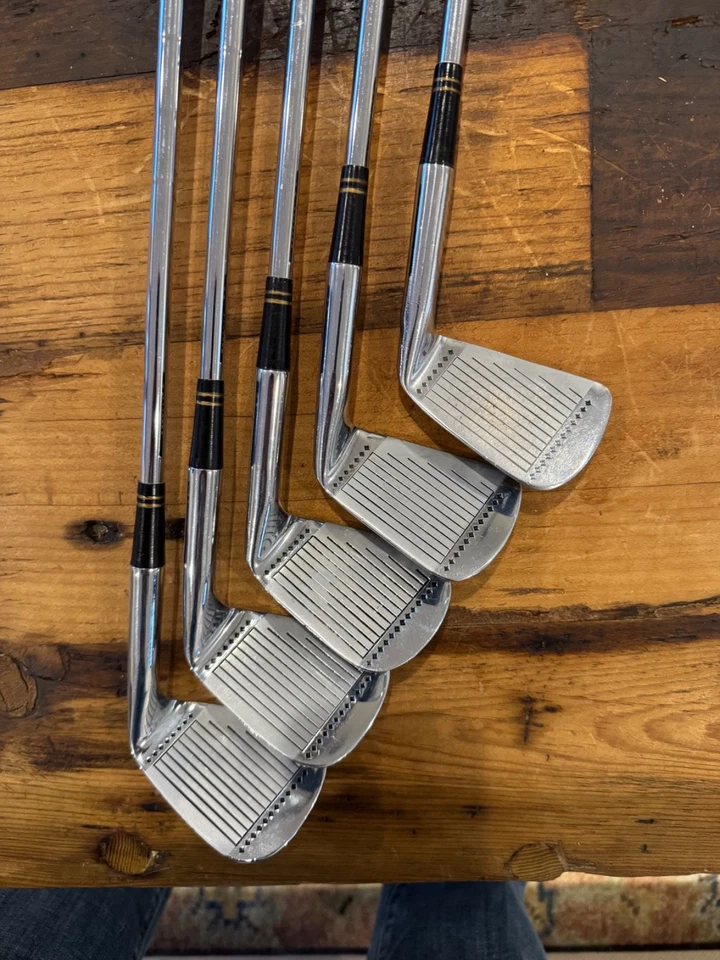 LH Macgregor Jack Nicklaus Master Short Set PW,9,8,7 & 5 irons. Left hand - Image 3 of 4
