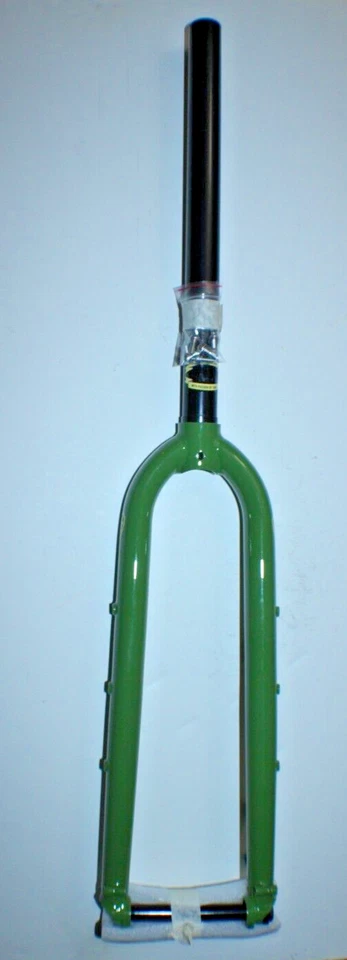 Soma Wolverine V.2 Road Bike Fork 700c 11/8"Threaded Thru-Axle Disc Fast Shipper - Image 3 of 4