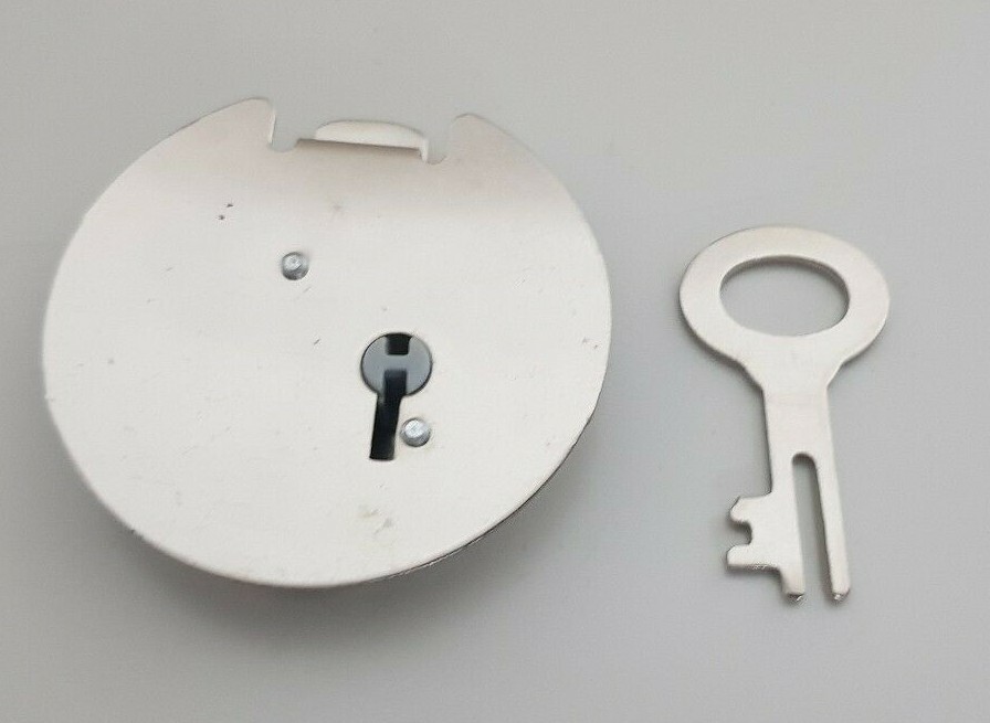 Castillo de alcancía 42mm con llave metal