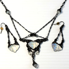 Sweet Romance Futura Lavaliere Aurora Necklace Earrings Deep Bronze Tone Set 19"