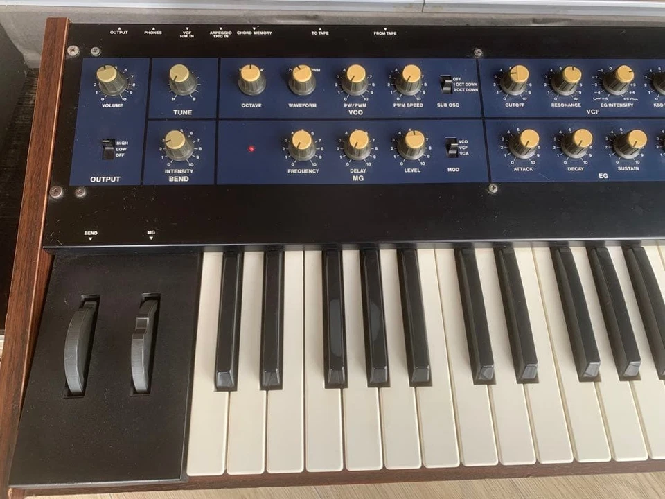 Korg Polysix PS-6 Classic Analog Synthesizer Hard Case Included Japan - Image 2 of 4