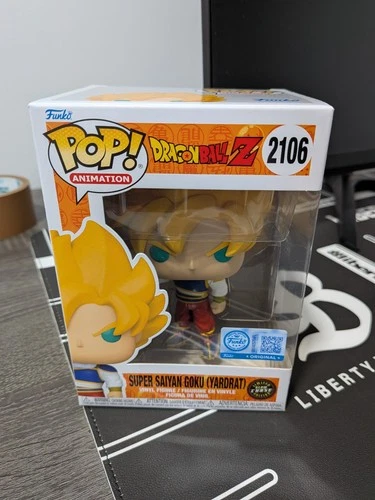 Funko Pop Super Saiyan Goku (Yardrat) Chase / Minor  Defect