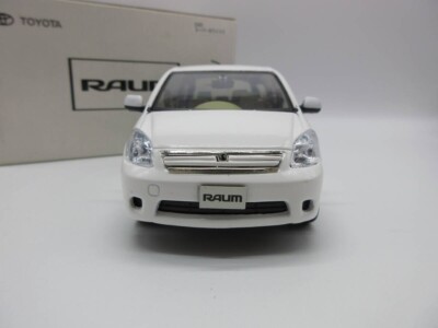 トヨタRAUM カラーサンプルミニカー 1:24 Toyota RAUM Color Sample Minicar Super White II Diecast