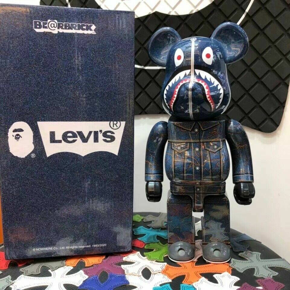 Bape \u0026 Levis x Shark Bearbrick 400% NEW 