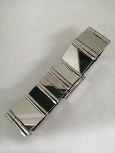 Gucci 600L Quartz Watch - Picture 5 of 7