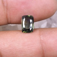 VVS 1.95 Cts Certified Natural Green Sapphire Unheated AAA Loose Gemstone