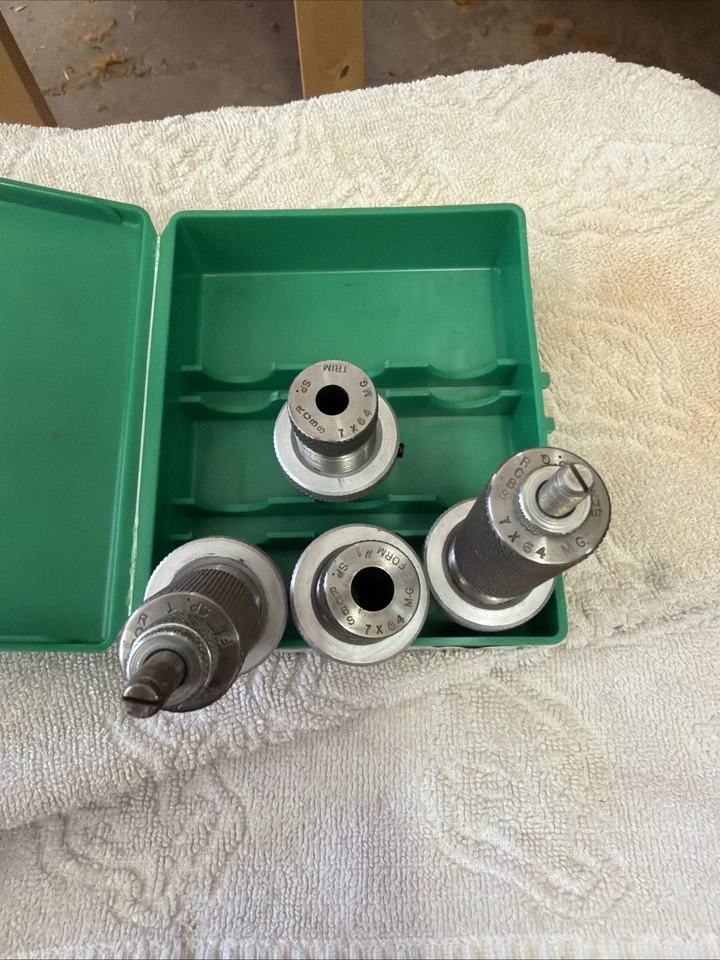 Troqueles RCBS 7x64 Mag Form & Trim Foto 3 de 3